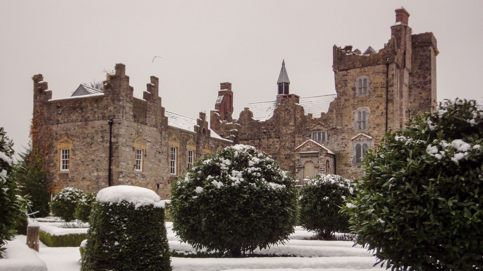 Located on the stunning grounds of Drimnagh Castle